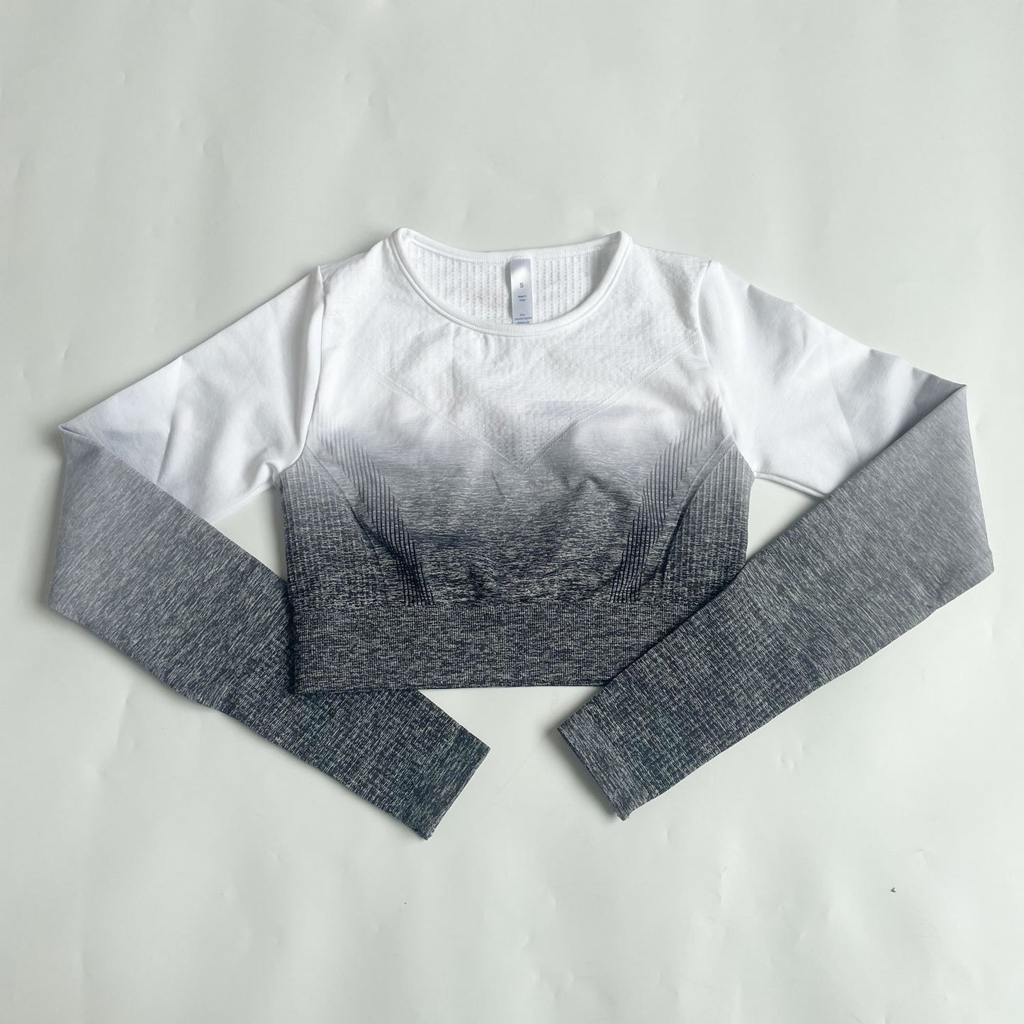 Seamless Feature Enhancing Gradient Leggings Top and Bra