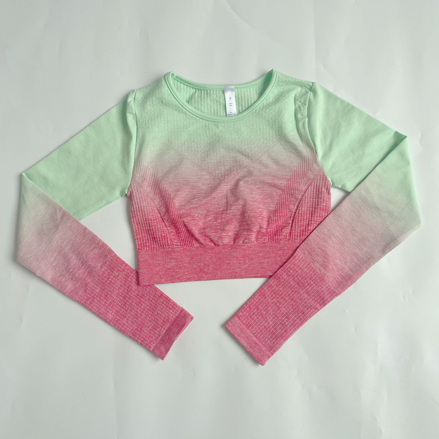 Seamless Feature Enhancing Gradient Leggings Top and Bra