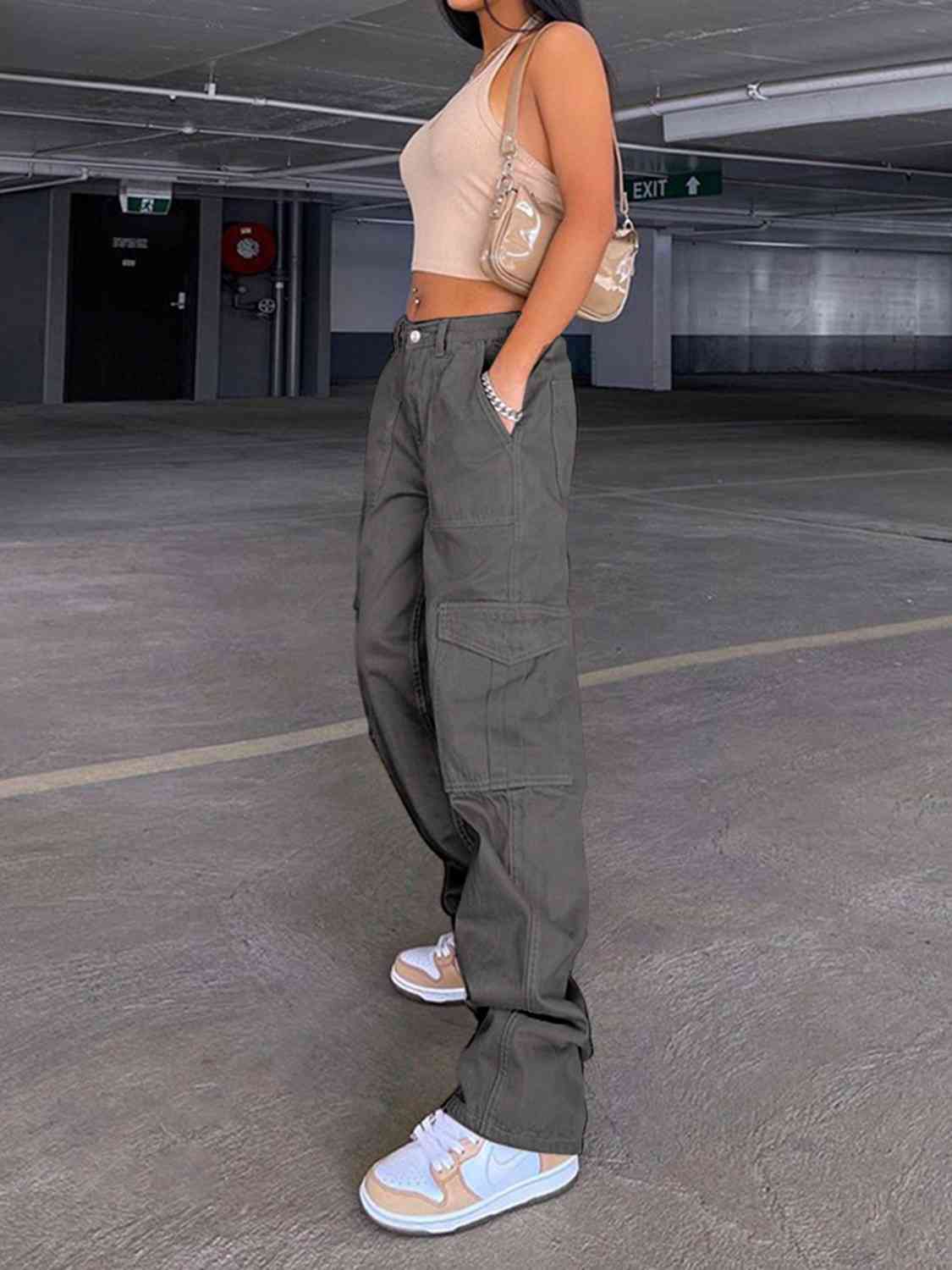 Old School Denim Loose-Fit Jeans with Side Pockets